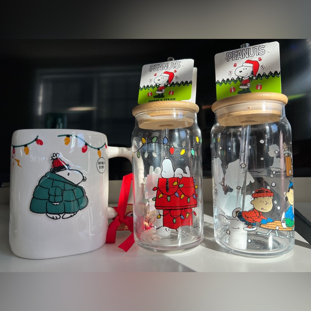 Peanuts Festive Glass and Mug Set - Red, Green, and White
